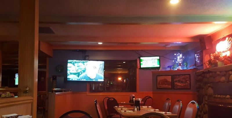 Twin Acres-19th Hole - Web Listing (newer photo)